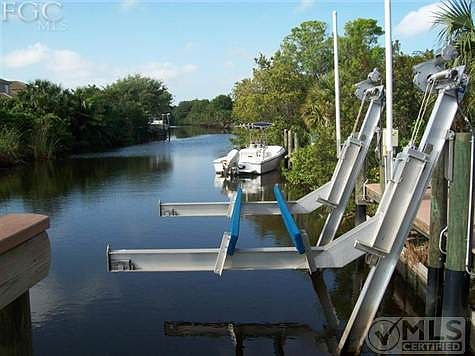 3rd image of 9214 Palm Island Cir