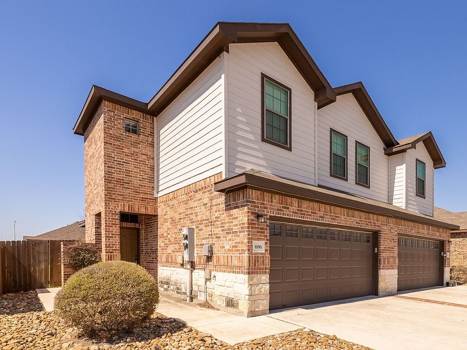 1st image of 700 Creekside Cir