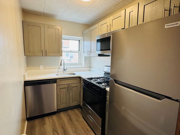 100 Polifly Rd APT 2L
