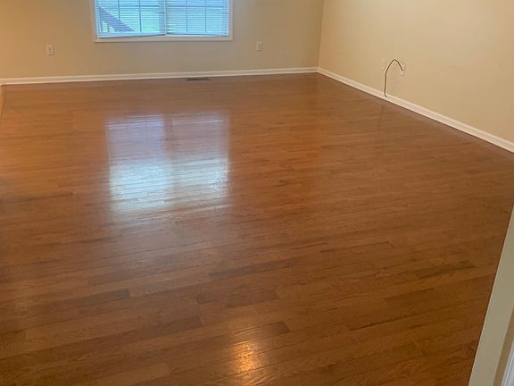 2nd image of 5008 S Cross Point Ct