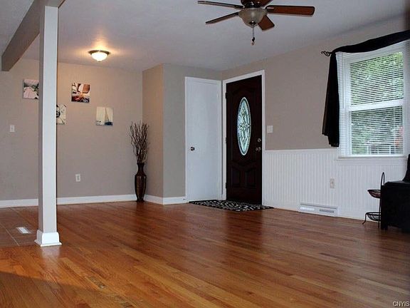 2nd image of 206 Belmore Dr