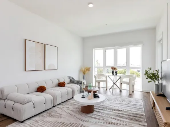Maxwell Apartments