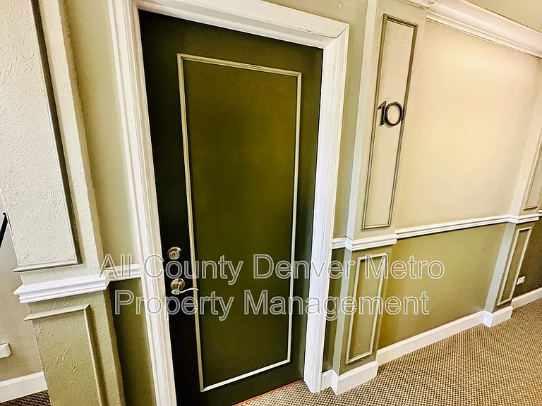 1435 Elizabeth St #10 — Photo 3
