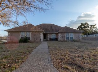 326 E Woody Creek Ct, Springtown, TX 76082