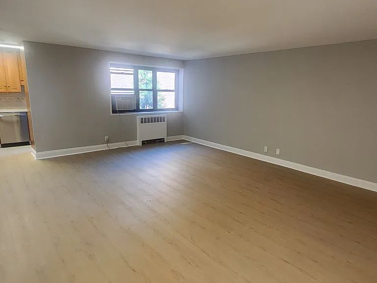208 Anderson St #S3G — Photo 8