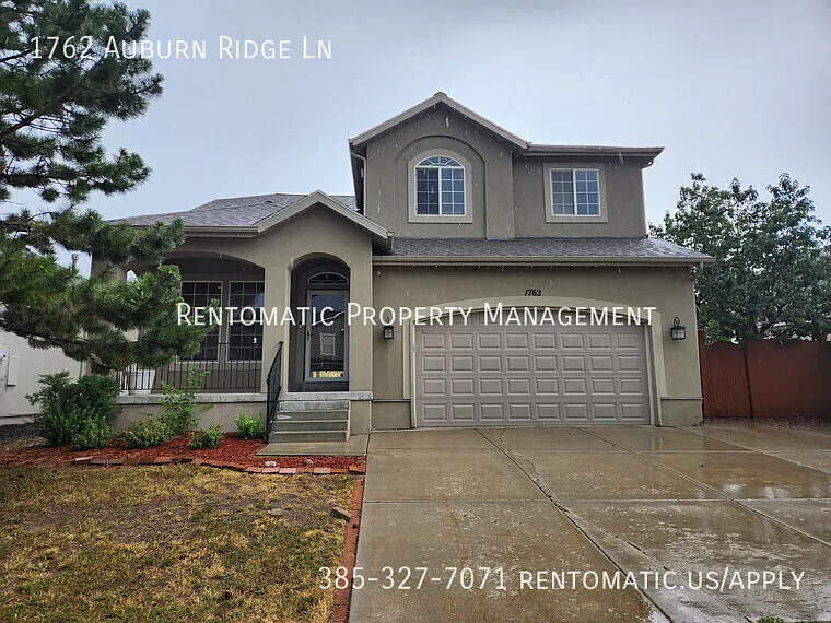 6 bed, 3.5 bath, 2996 sqft, $2,599 — Photo 1