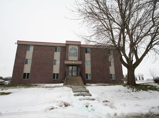 302 6th St SW APT 302, Kasson, MN 55944