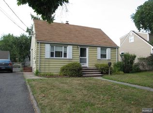 169 New York Ave, Bergenfield, NJ 07621