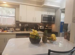 5880 NW 16th Ct, Fort Lauderdale, FL 33313