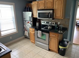 9 Wilson St APT 3, Worcester, MA 01604