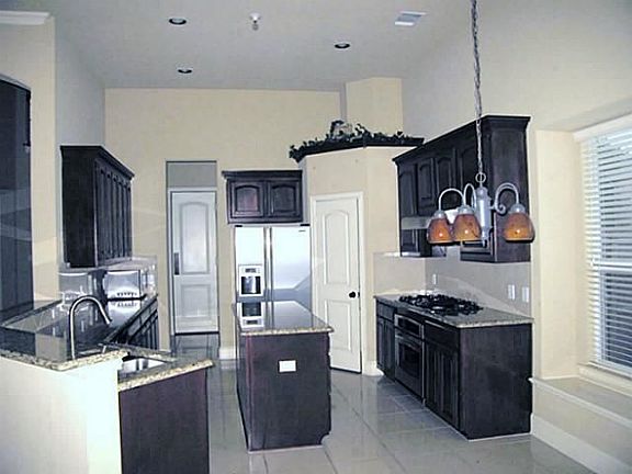 3rd image of 3173 Appleblossom Dr