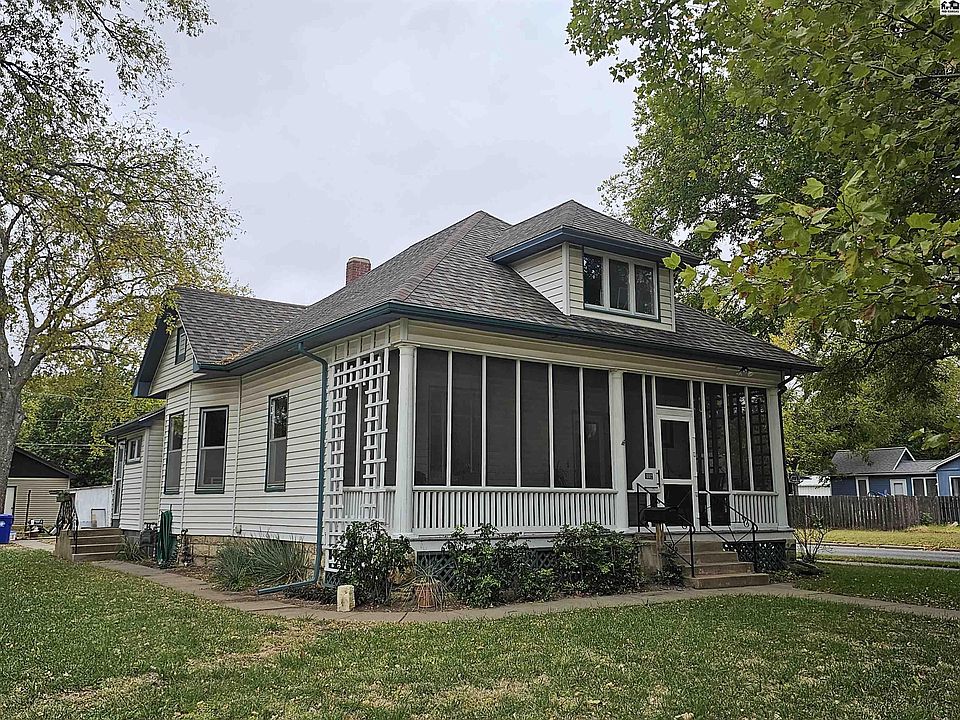 402 S Main St, KS 67456 MLS 49462 Zillow