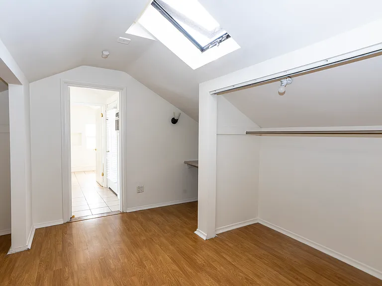 1014 N Gardner St #1015 — Photo 22