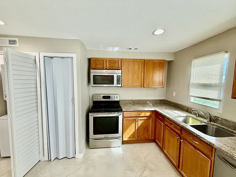 2769 L B McLeod Rd #A — Photo 7