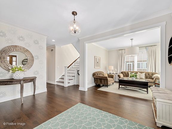 4th image of 5139 Howard Ave