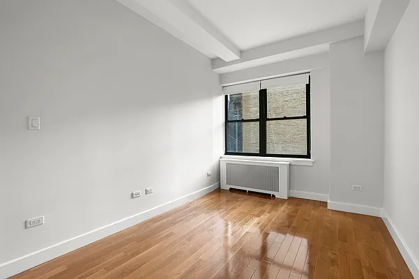 Rented by Stonehenge NYC LLC | media 26