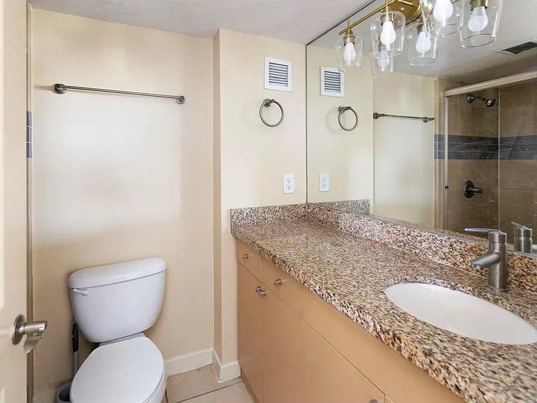 801 National City Blvd #1008 — Photo 10
