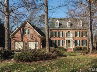 207 Bordeaux Ln, Cary, NC 27511
