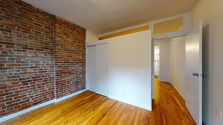 Rented by Bond New York | media 10