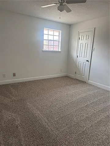 239 W Esplanade Ave #3 — Photo 8