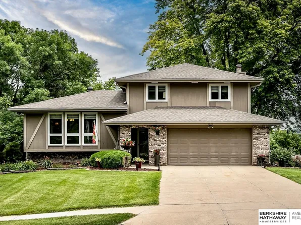 1529 S 161st St, Omaha, NE 68130