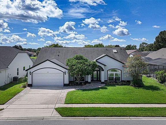 2nd image of 12845 FORESTEDGE CIRCLE