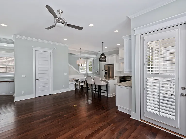 1710 Tearthumb Ct — Photo 4