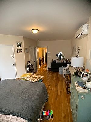 4th image of 223 7th Ave #4B