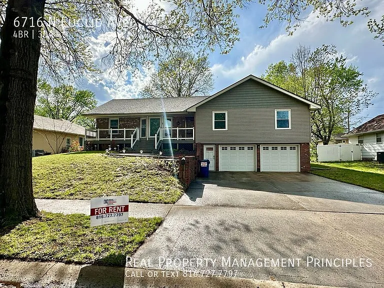 6716 N Euclid Ave — Photo 1