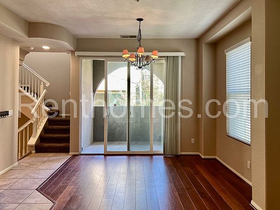 3rd image of 678 Kellogg St