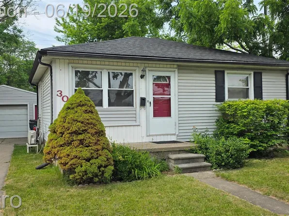 30 W Maxlow Ave, Hazel Park, MI 48030