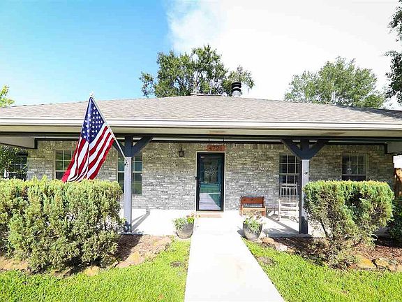 2nd image of 9022 Holly Dr