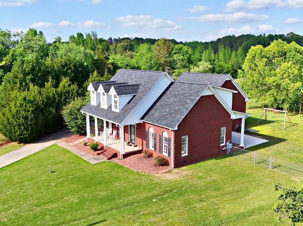 378 W Manor Ln, Alexandria, AL 36250