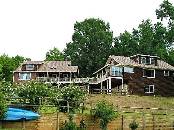 3rd image of 1460 Parks Mill Dr