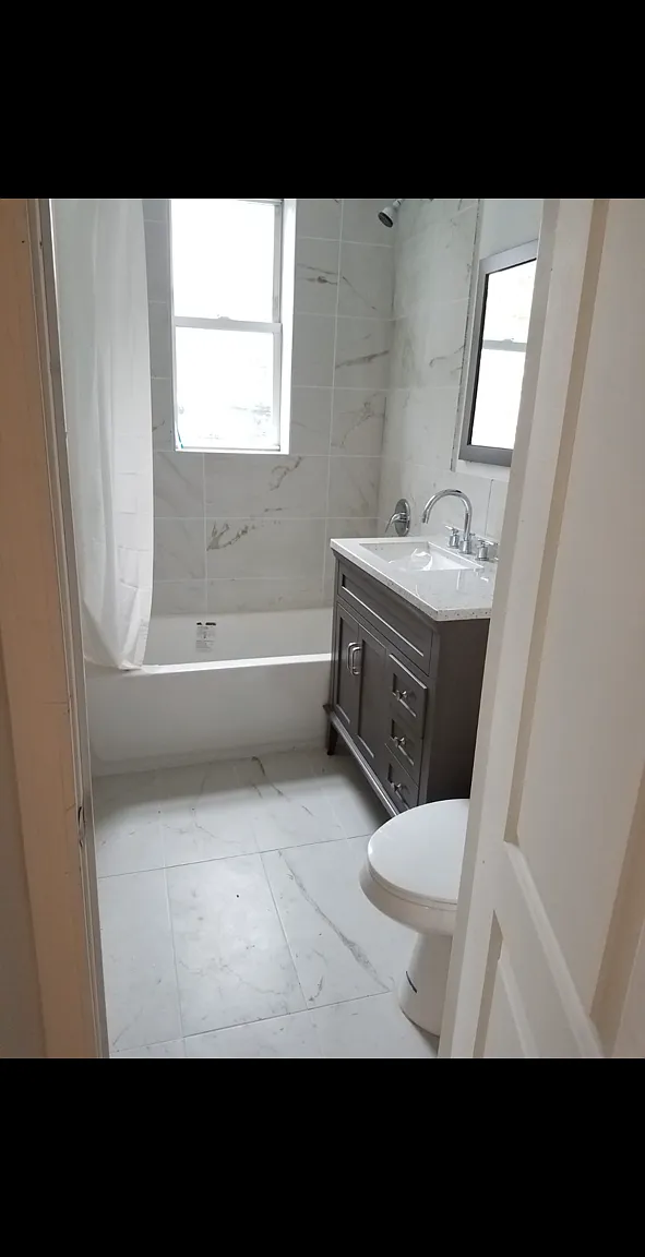4 bed, 1200 sqft, $4,000 — Photo 2