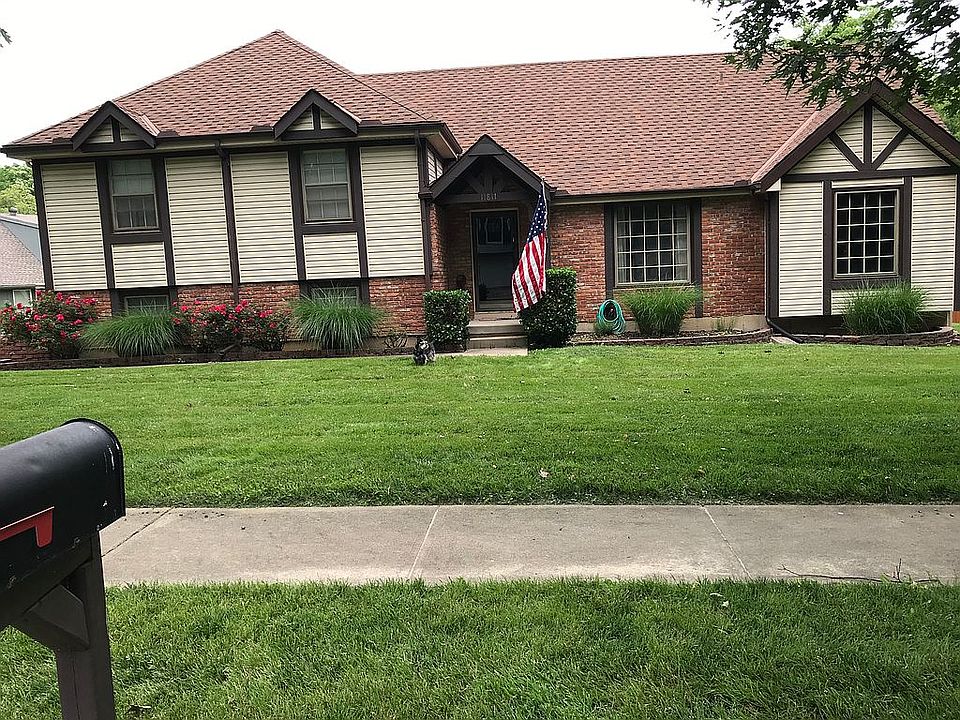 2nd image of 11811 Harrison Dr