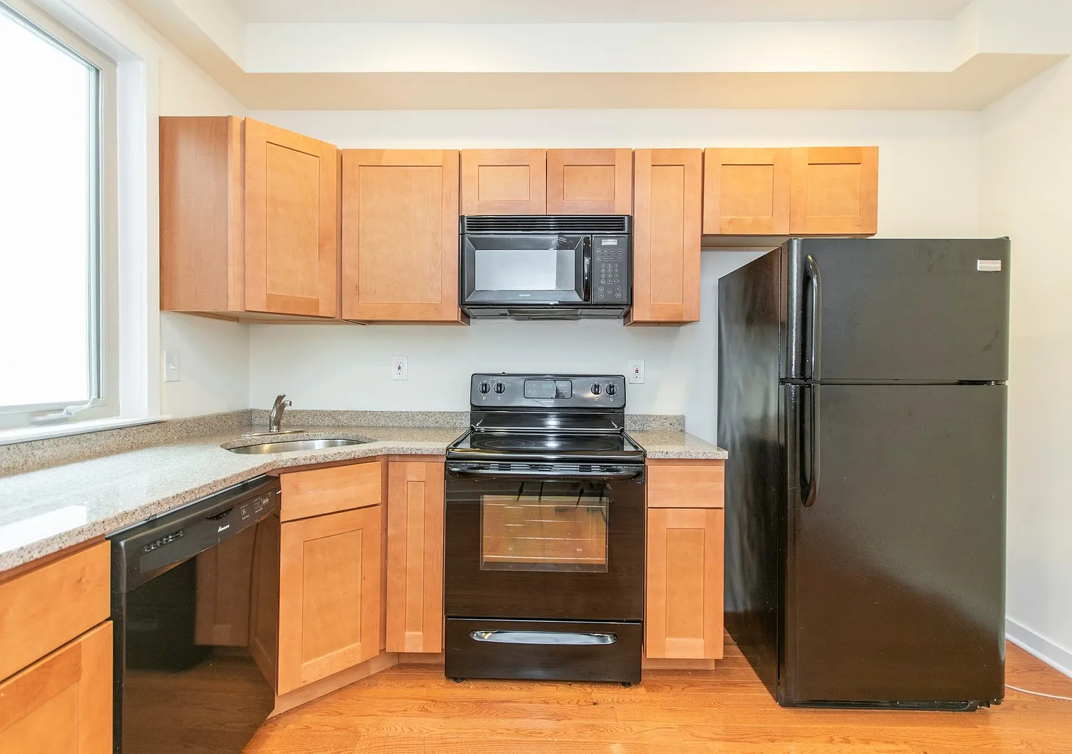 1612 N. Sydenham Street — Photo 1
