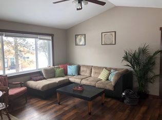 1014 Crystal Ridge Rd, Brookings, SD 57006