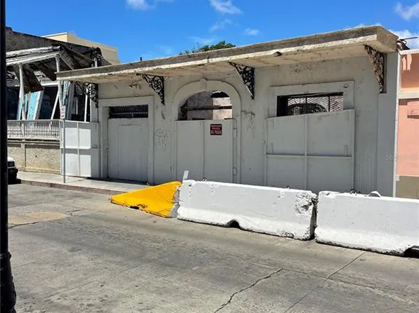 31 Marina St, Ponce, PR 00730