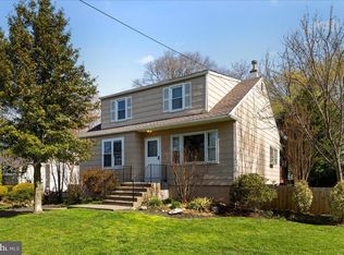 369 Beech St, Warminster, PA 18974