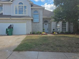 1007 Hines Dr, Cedar Hill, TX 75104