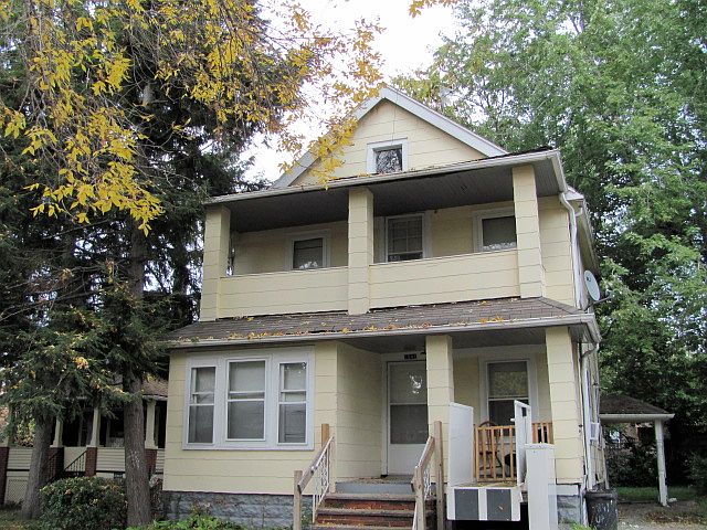 1st image of 2841 E 127th St