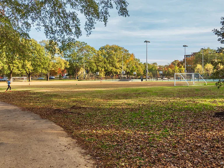 Enjoy the park spaces and playing fields throughout Pentagon City.