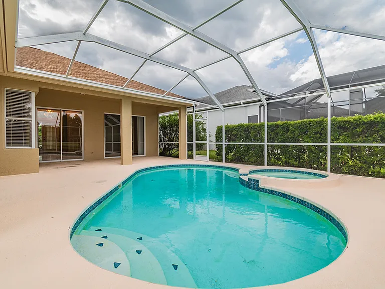 10506 Chelmsford Way — Photo 9