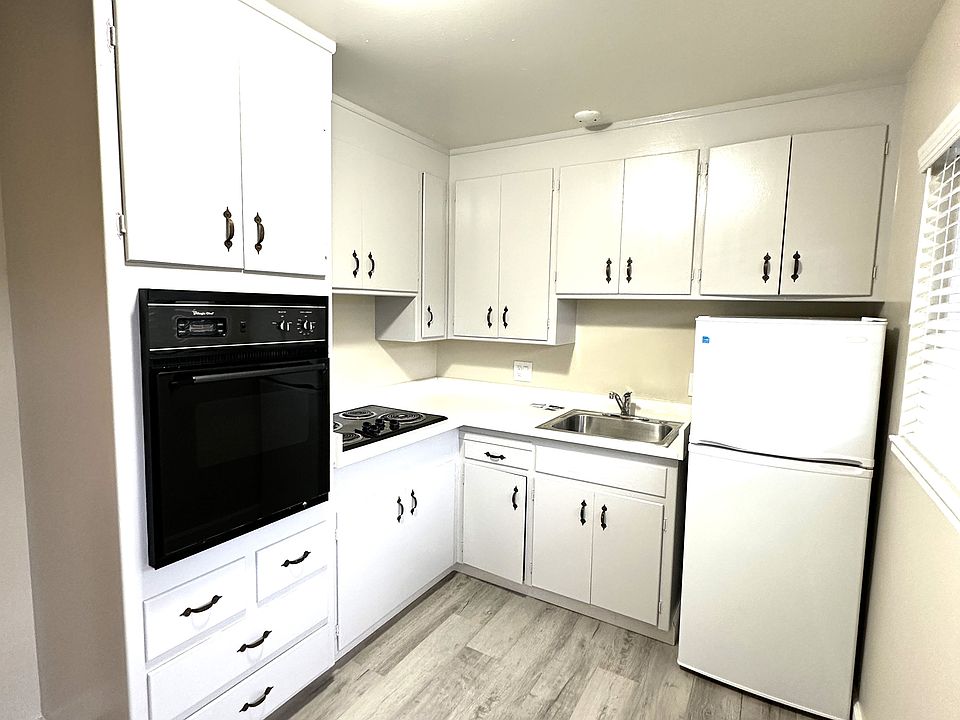 1st image of 460 N Winchester Blvd APT 14
