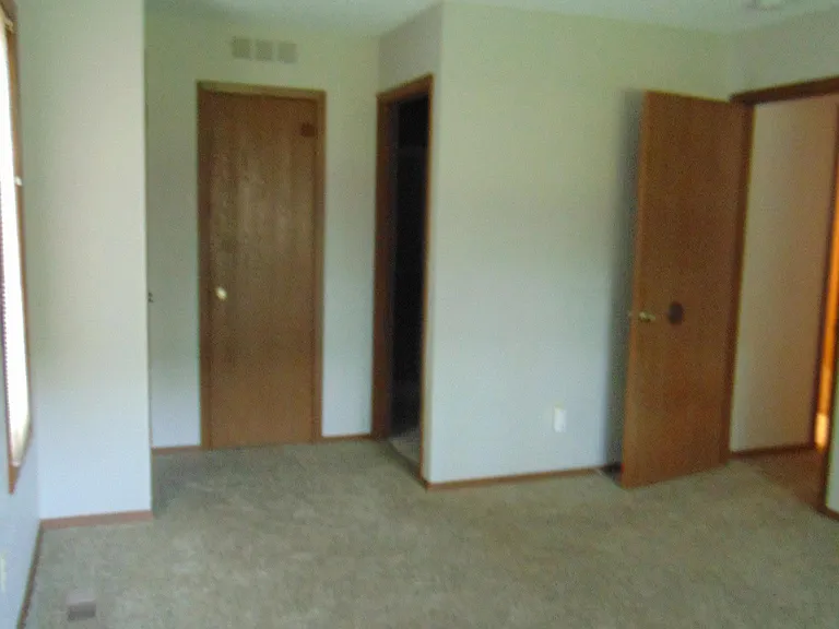 831 Coronado Ave — Photo 10