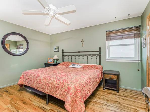 731 Rathbun Avenue image 13 of 33