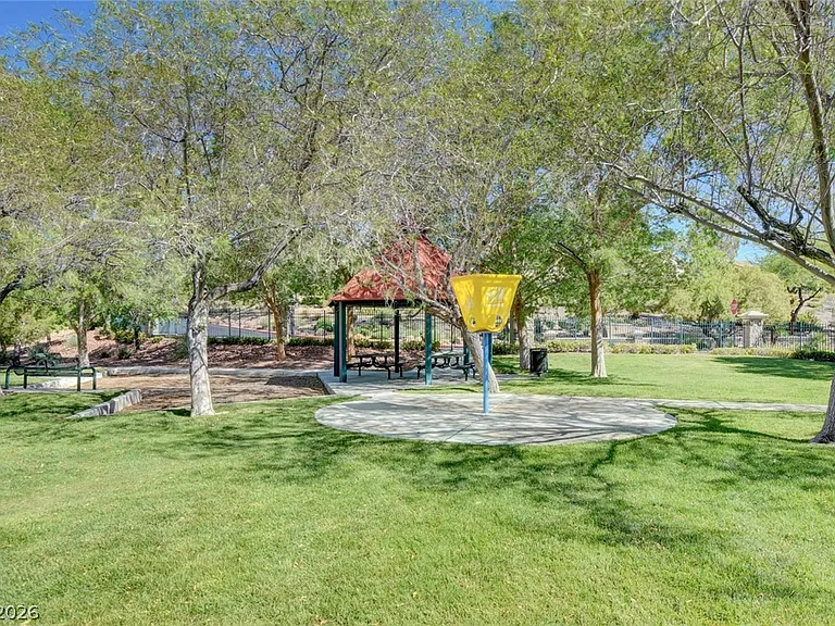 1693 Ravanusa Dr — Photo 68