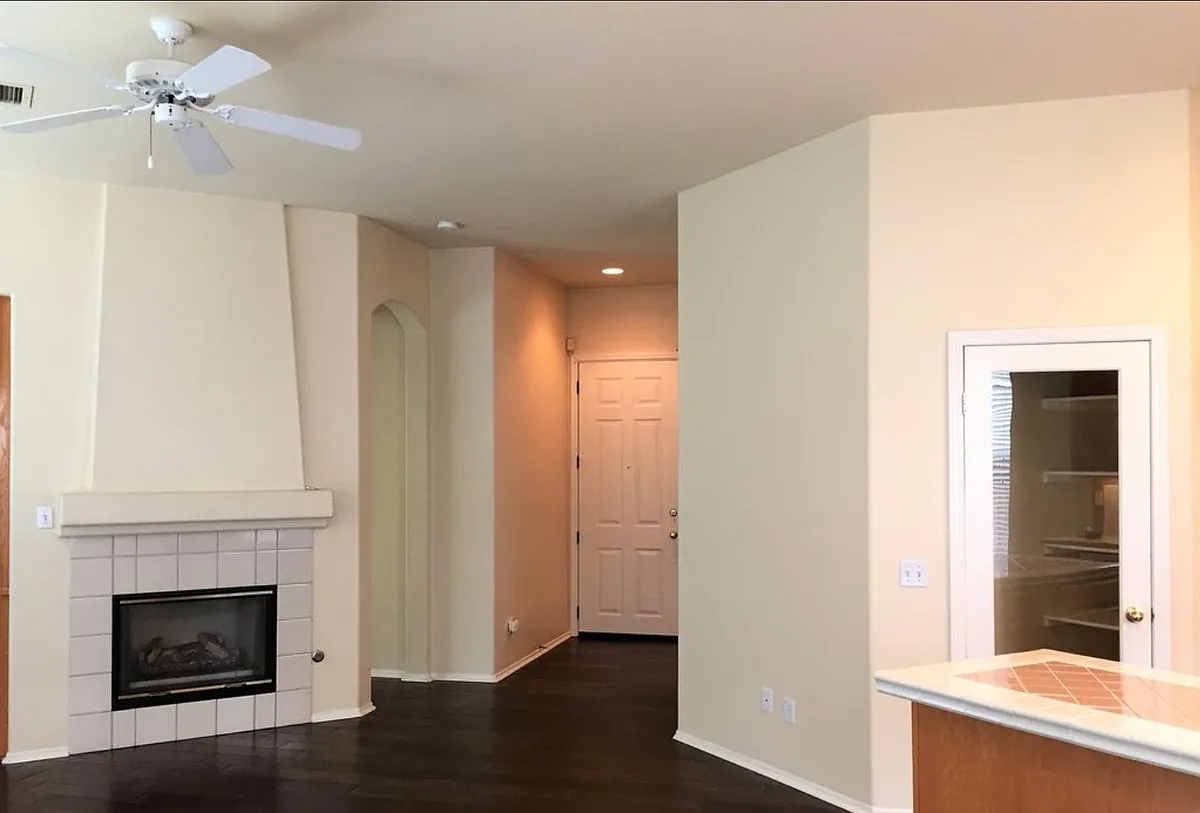 Building Photo - 32660 Guevara Dr