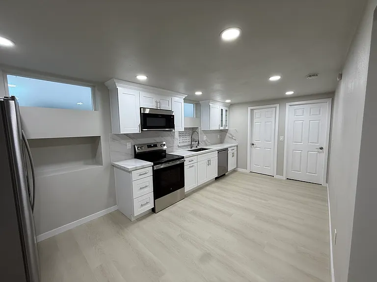 1608 S M St #2 — Photo 3